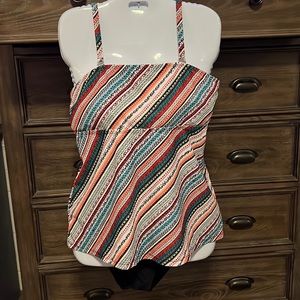 Tankini, multi color top and solid black bottom, size large